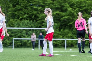 Bild 420 - wBJ SV Wahlstedt - SV Steinhorst/Labenz : Ergebnis: 0:1